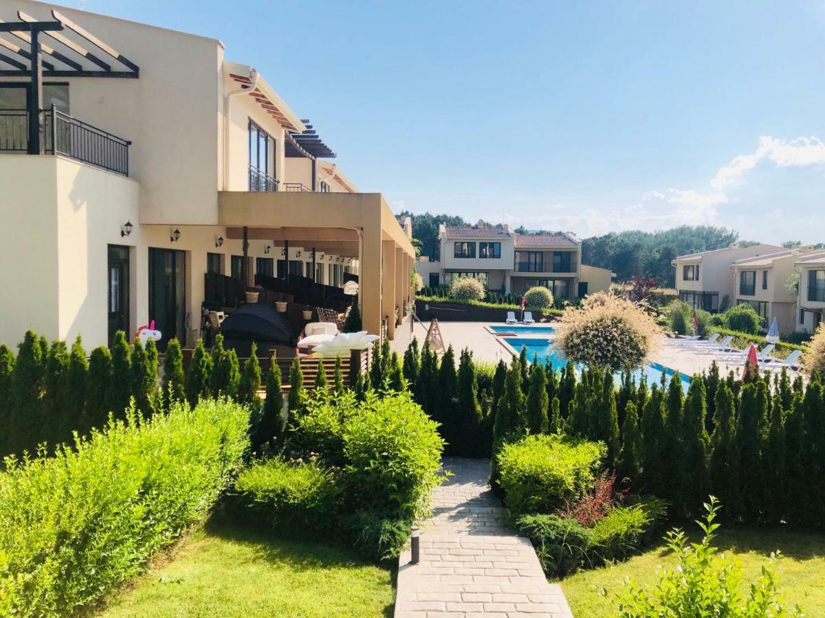 Arapya Beach Apartment Царево Екстериор снимка